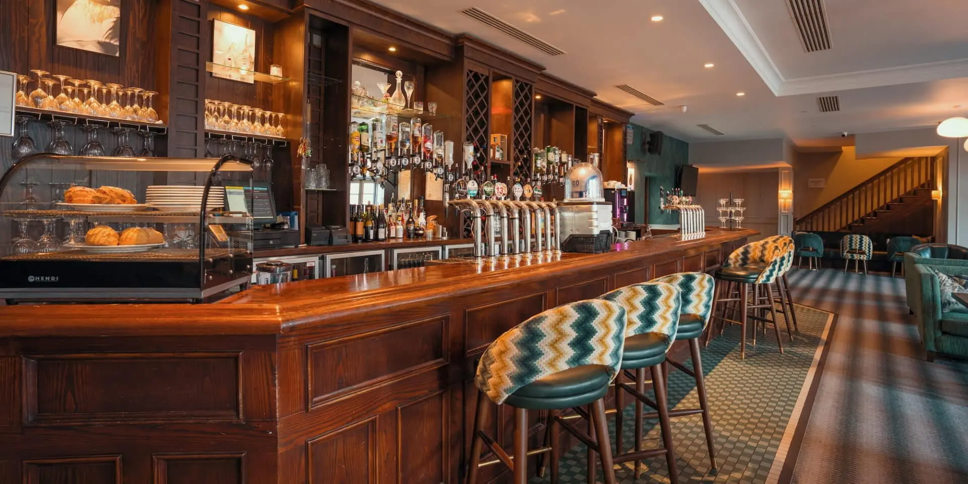 Atrium Bar