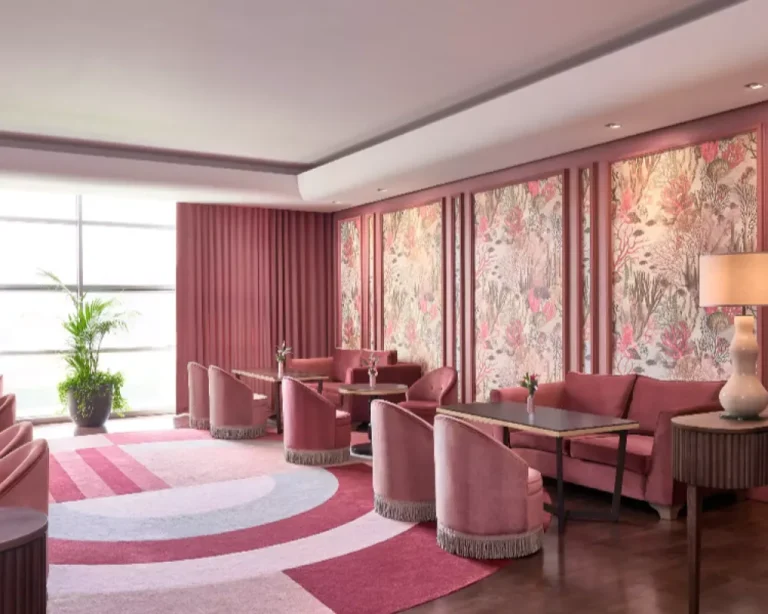 g hotel lounge