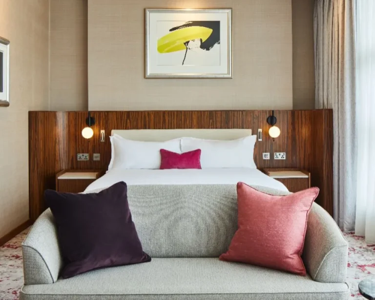 g hotel bedroom